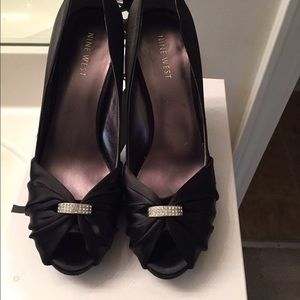 Nine West Satin Shoes 7.5M